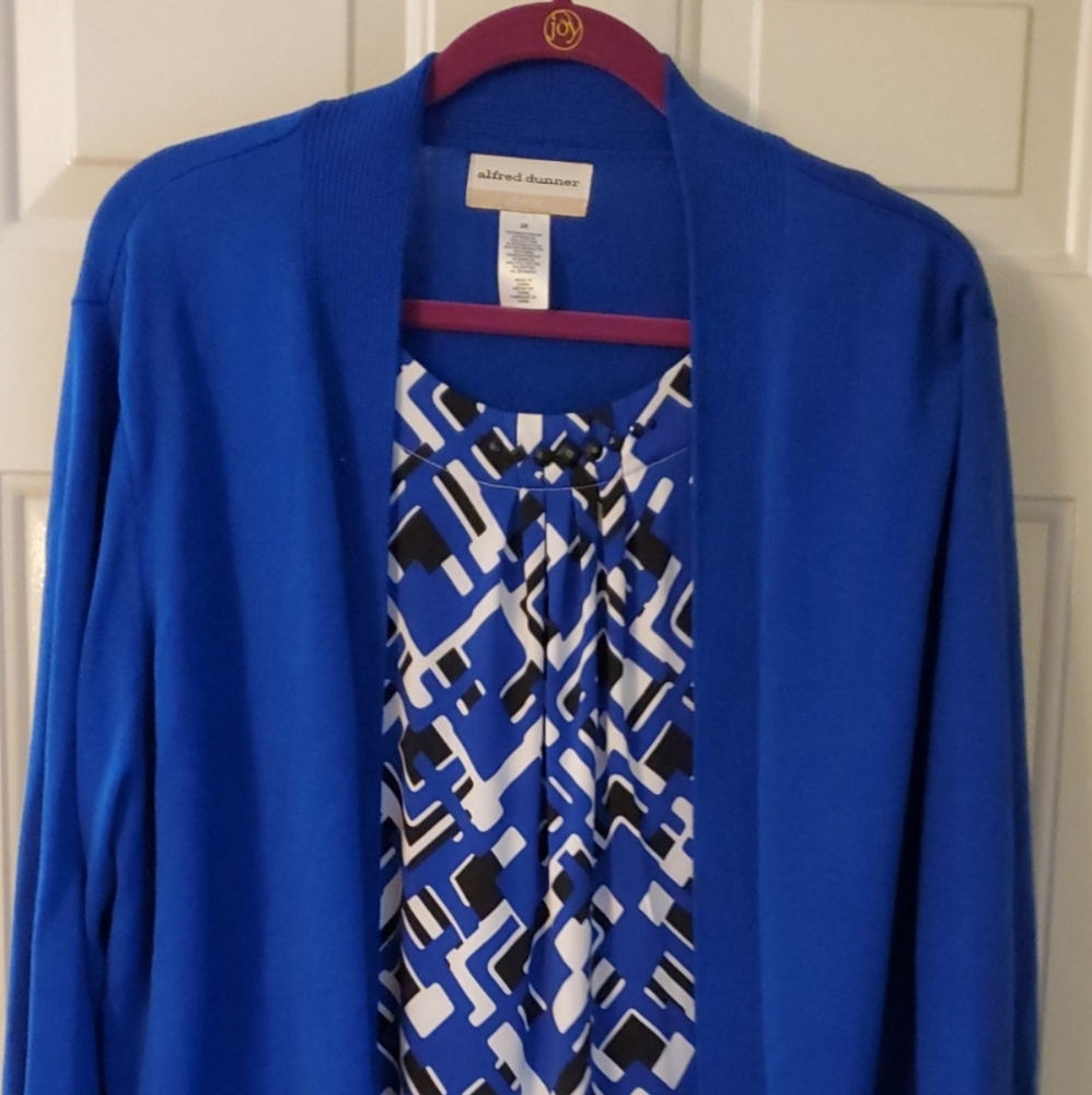 Women's Top